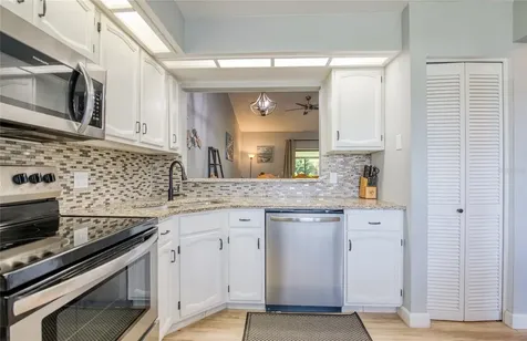 2478 Bentley Drive Palm Harbor FL 34684