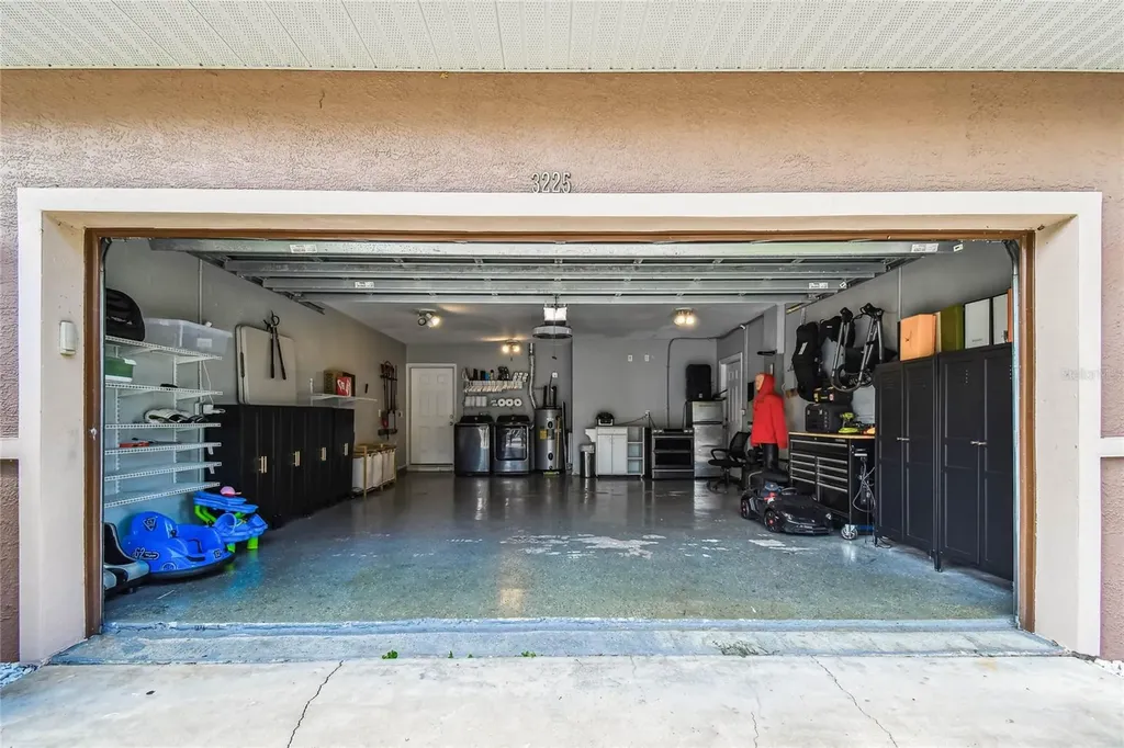 3225 71st Avenue N St Petersburg FL 33702