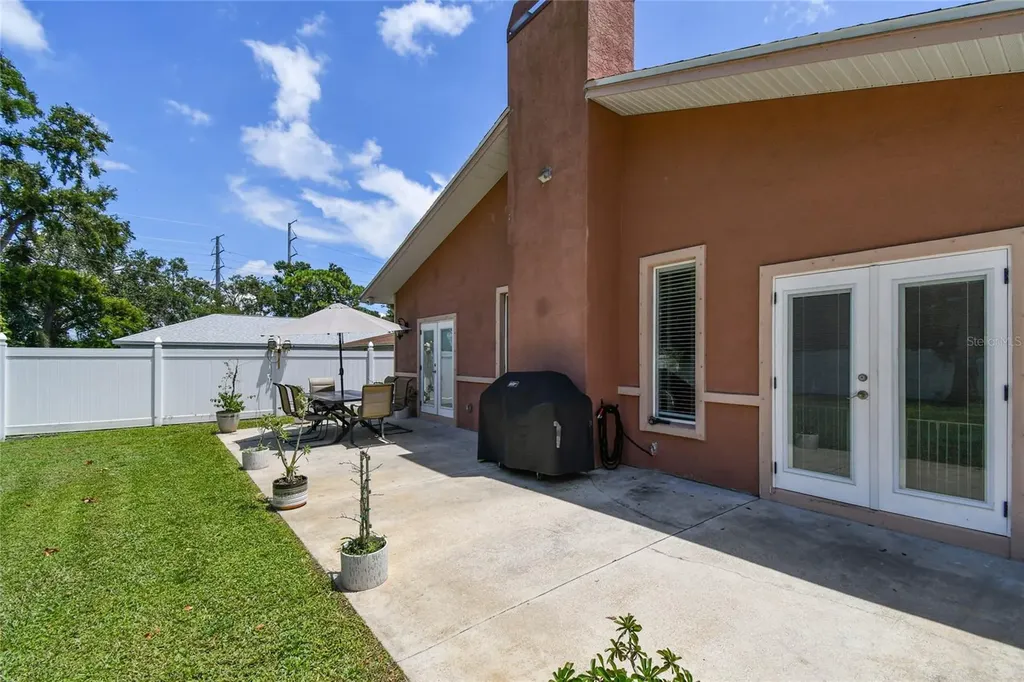 3225 71st Avenue N St Petersburg FL 33702