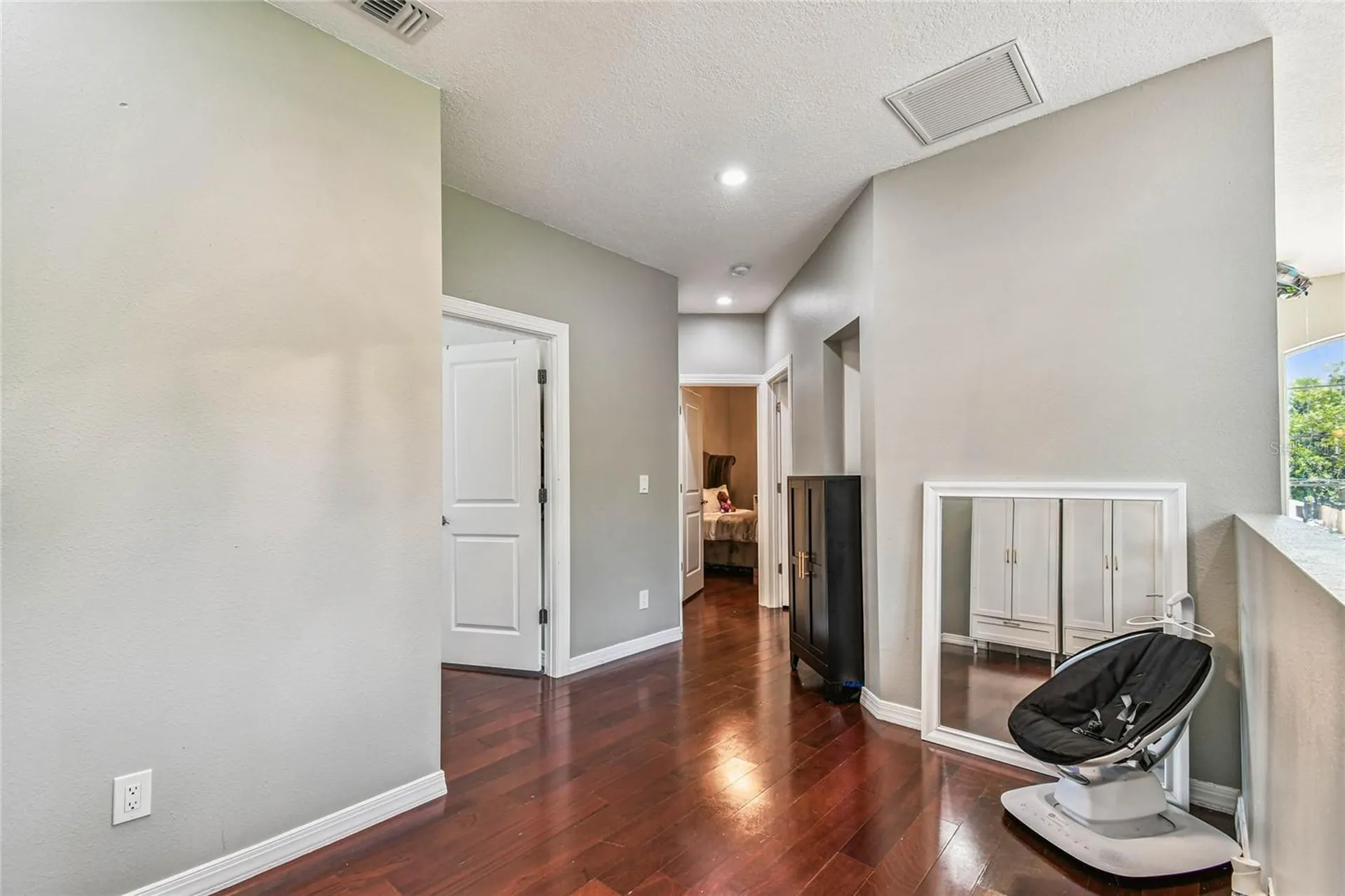 3225 71st Avenue N St Petersburg FL 33702
