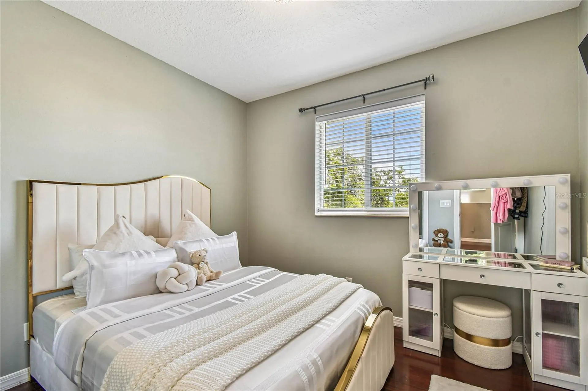 3225 71st Avenue N St Petersburg FL 33702