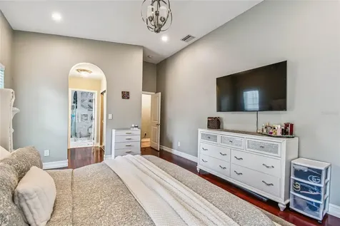 3225 71st Avenue N St Petersburg FL 33702