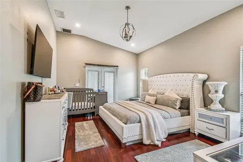 3225 71st Avenue N St Petersburg FL 33702