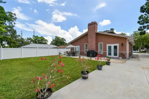 3225 71st Avenue N St Petersburg FL 33702
