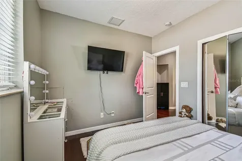 3225 71st Avenue N St Petersburg FL 33702