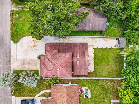 3225 71st Avenue N St Petersburg FL 33702