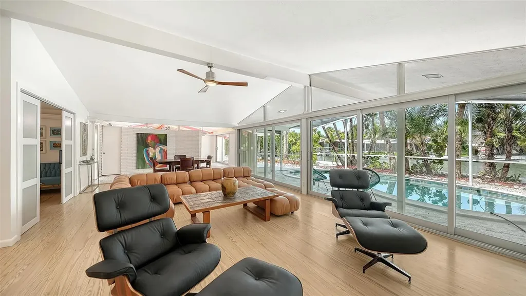 4830 Higel Avenue Sarasota FL 34242