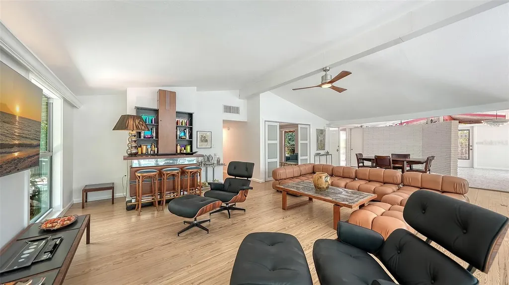 4830 Higel Avenue Sarasota FL 34242