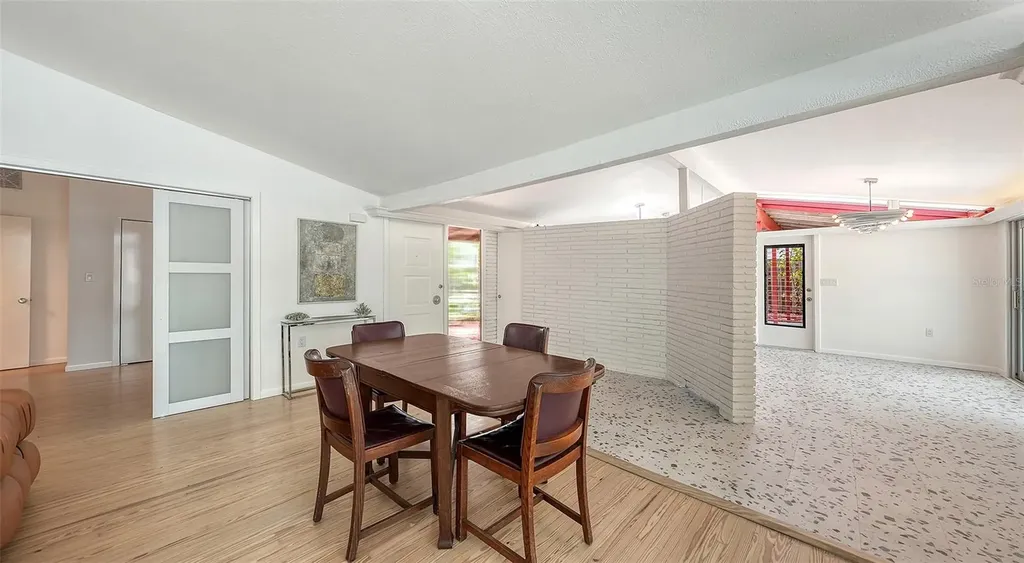 4830 Higel Avenue Sarasota FL 34242