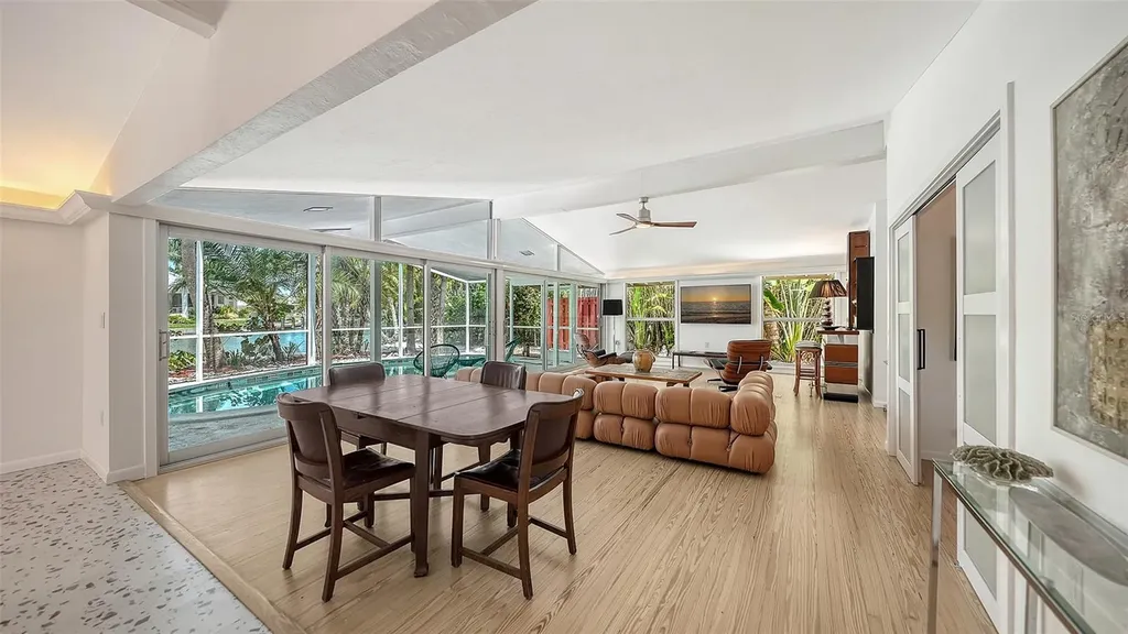 4830 Higel Avenue Sarasota FL 34242