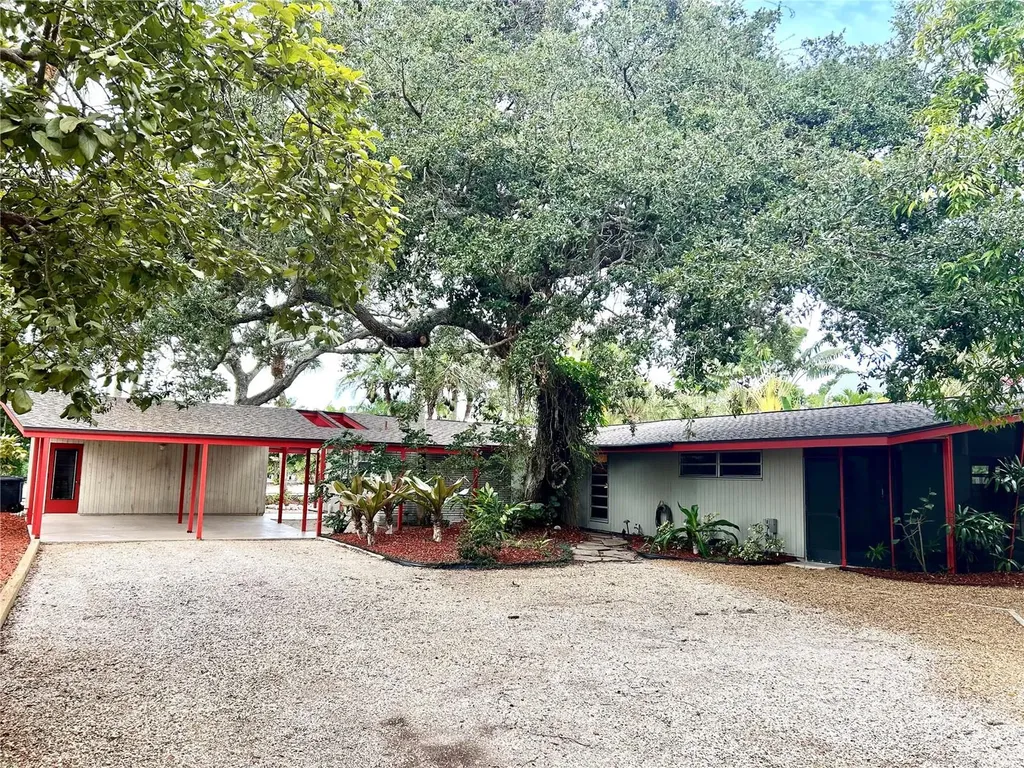 4830 Higel Avenue Sarasota FL 34242