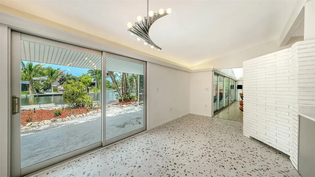 4830 Higel Avenue Sarasota FL 34242