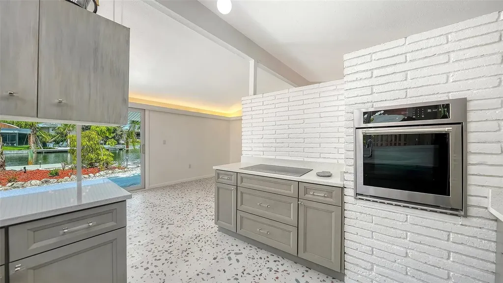 4830 Higel Avenue Sarasota FL 34242