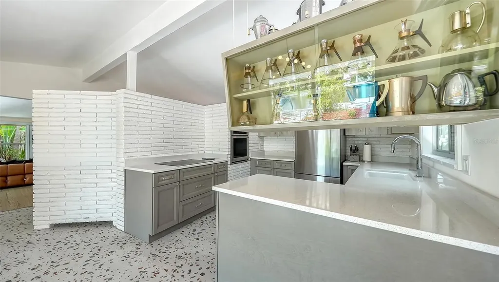 4830 Higel Avenue Sarasota FL 34242