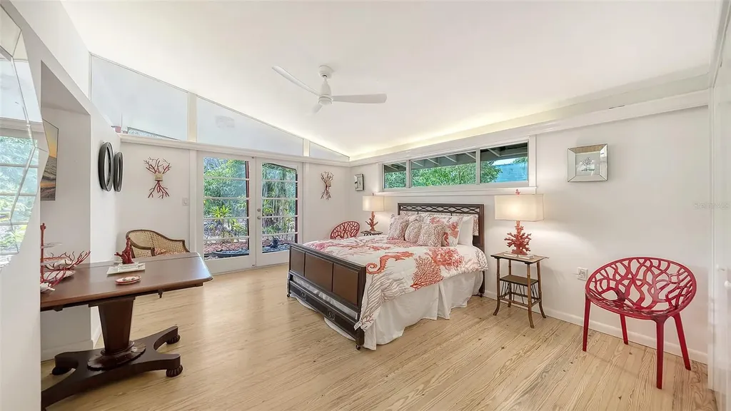 4830 Higel Avenue Sarasota FL 34242