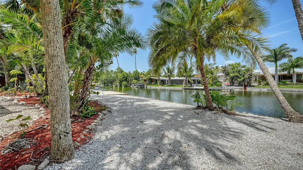 4830 Higel Avenue Sarasota FL 34242