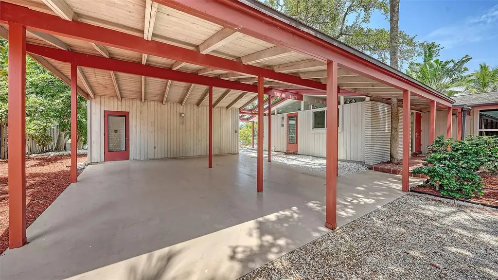 4830 Higel Avenue Sarasota FL 34242