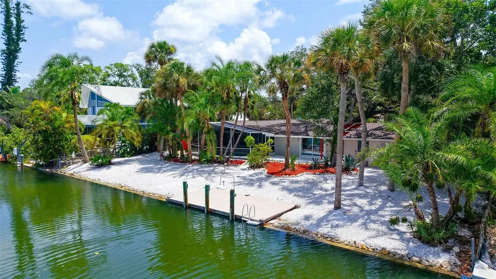 4830 Higel Avenue Sarasota FL 34242