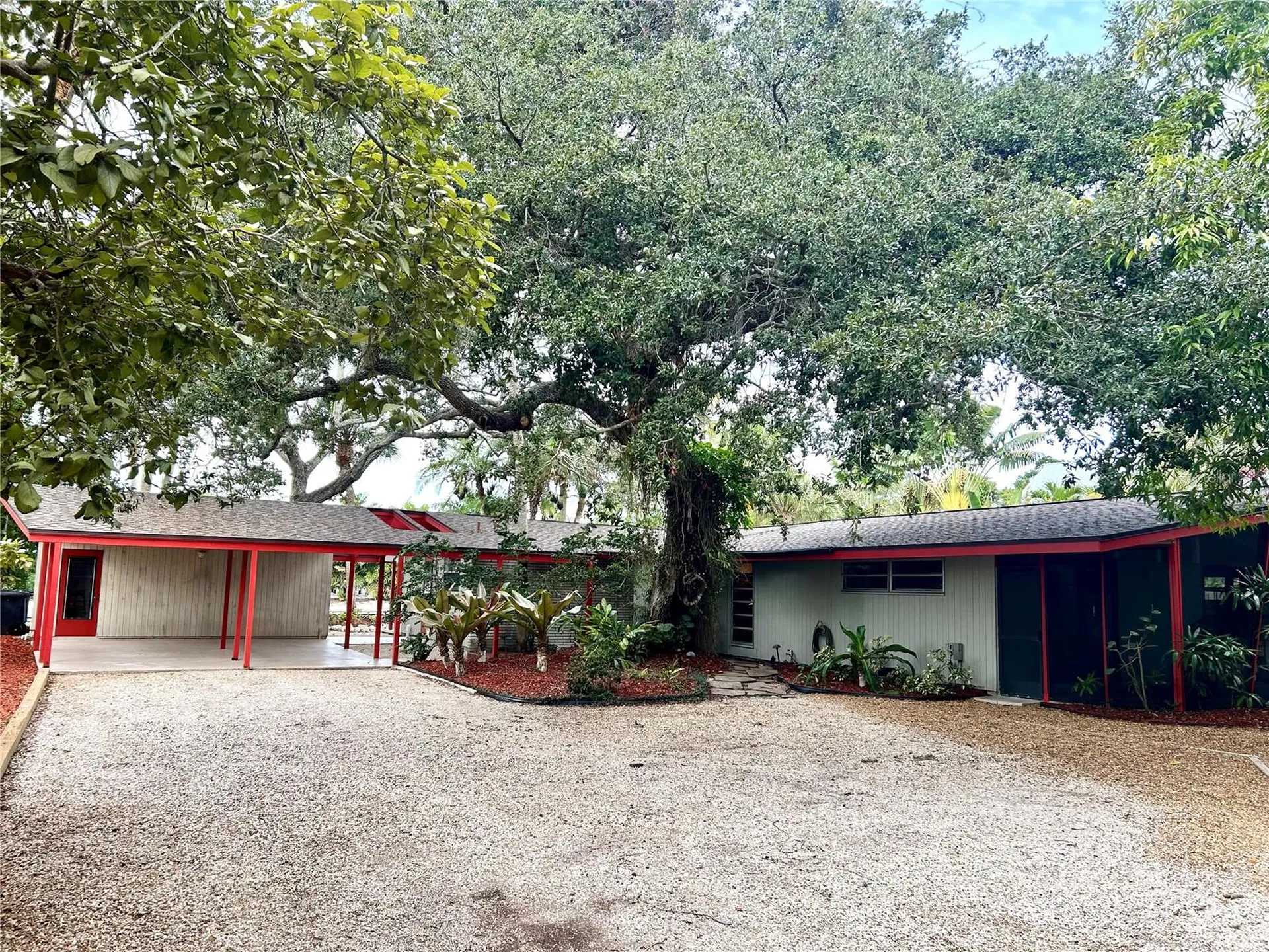 4830 Higel Avenue Sarasota FL 34242