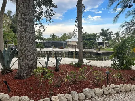 4830 Higel Avenue Sarasota FL 34242