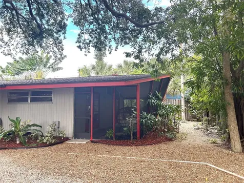4830 Higel Avenue Sarasota FL 34242