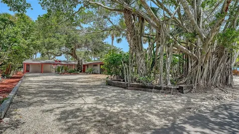 4830 Higel Avenue Sarasota FL 34242