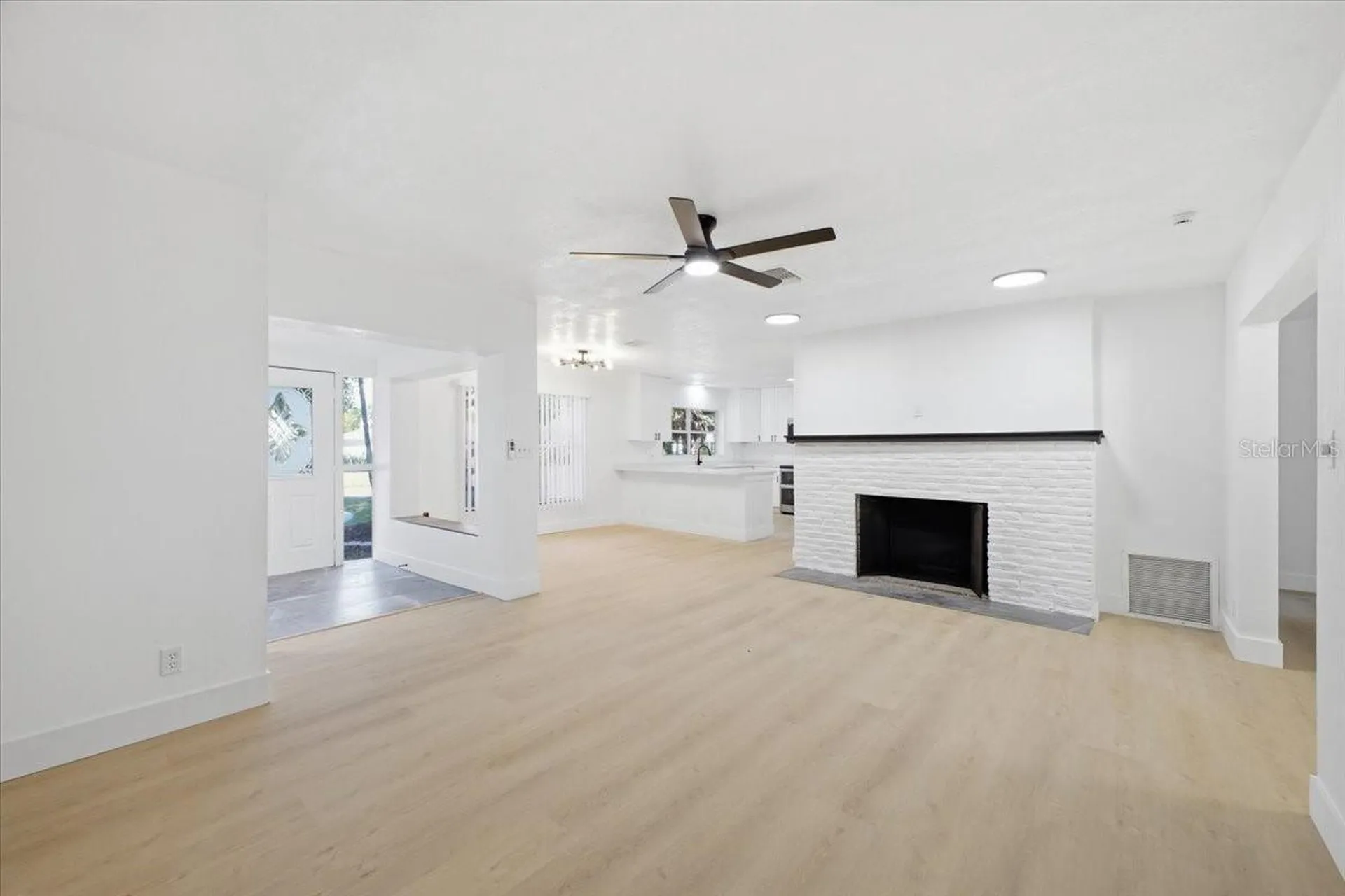 3308 3rd Avenue W Bradenton FL 34205