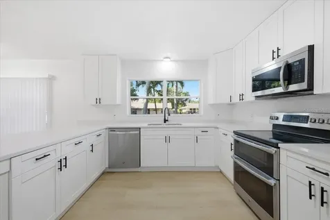 3308 3rd Avenue W Bradenton FL 34205