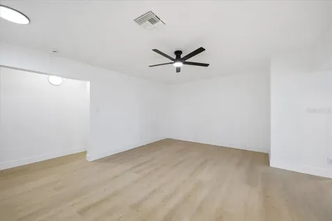 3308 3rd Avenue W Bradenton FL 34205