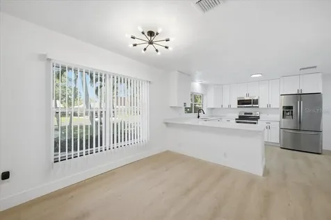 3308 3rd Avenue W Bradenton FL 34205