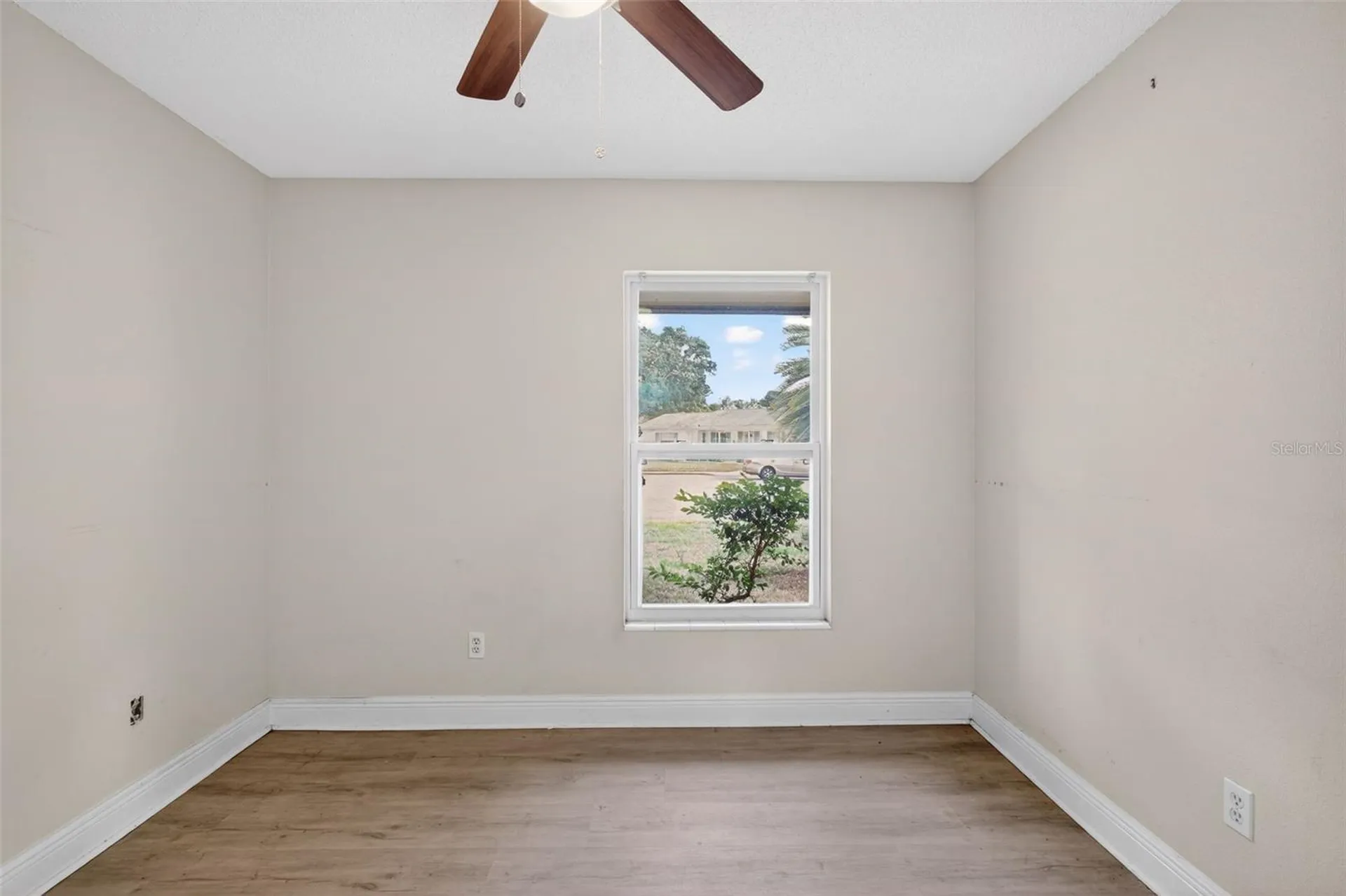 2738 Fireside Court Orlando FL 32839