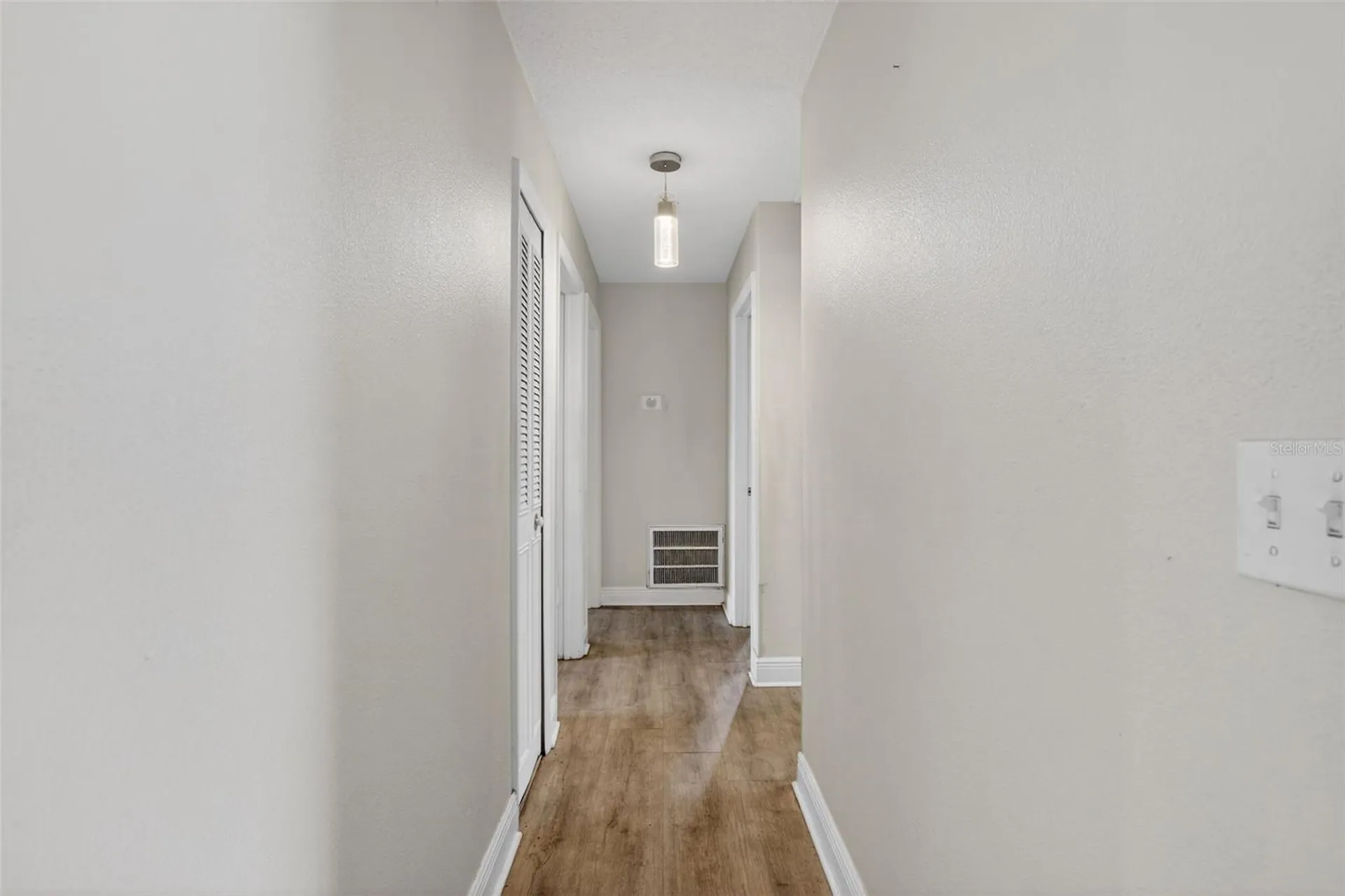 2738 Fireside Court Orlando FL 32839