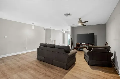 2738 Fireside Court Orlando FL 32839