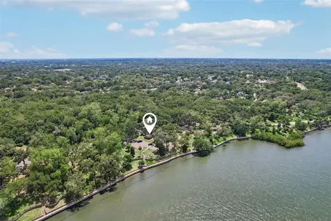 1706 Country Trails Drive Safety Harbor FL 34695