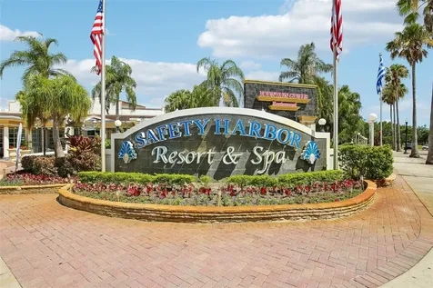 1706 Country Trails Drive Safety Harbor FL 34695