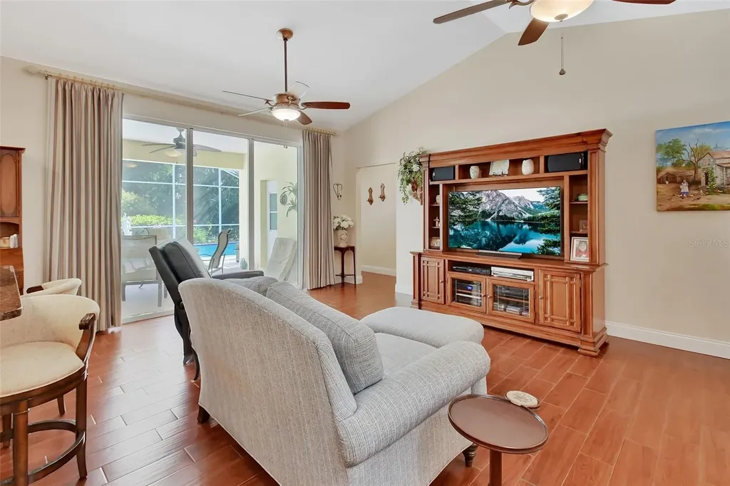 1546 E Silver Hammock Deland FL 32720