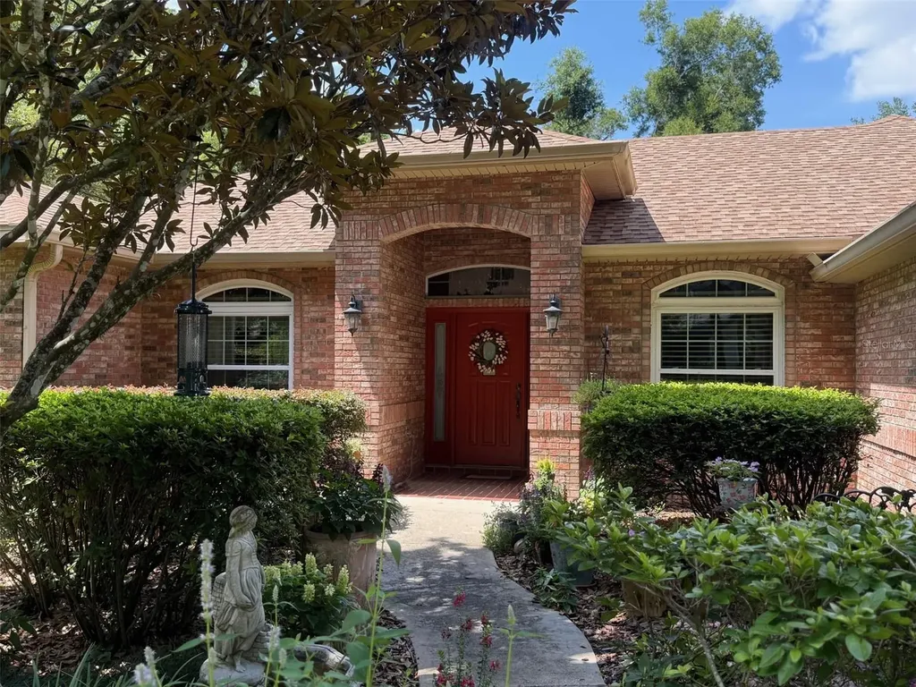 1546 E Silver Hammock Deland FL 32720