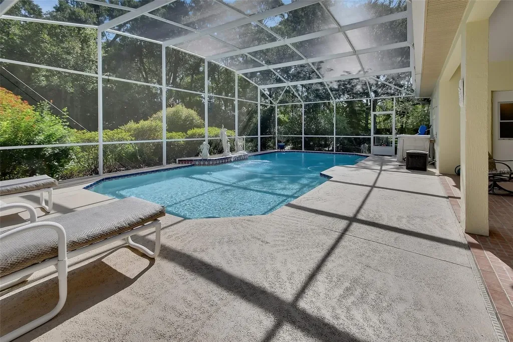 1546 E Silver Hammock Deland FL 32720