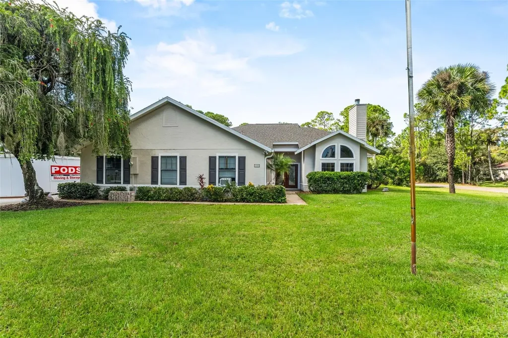 5560 Bob White Trail Mims FL 32754