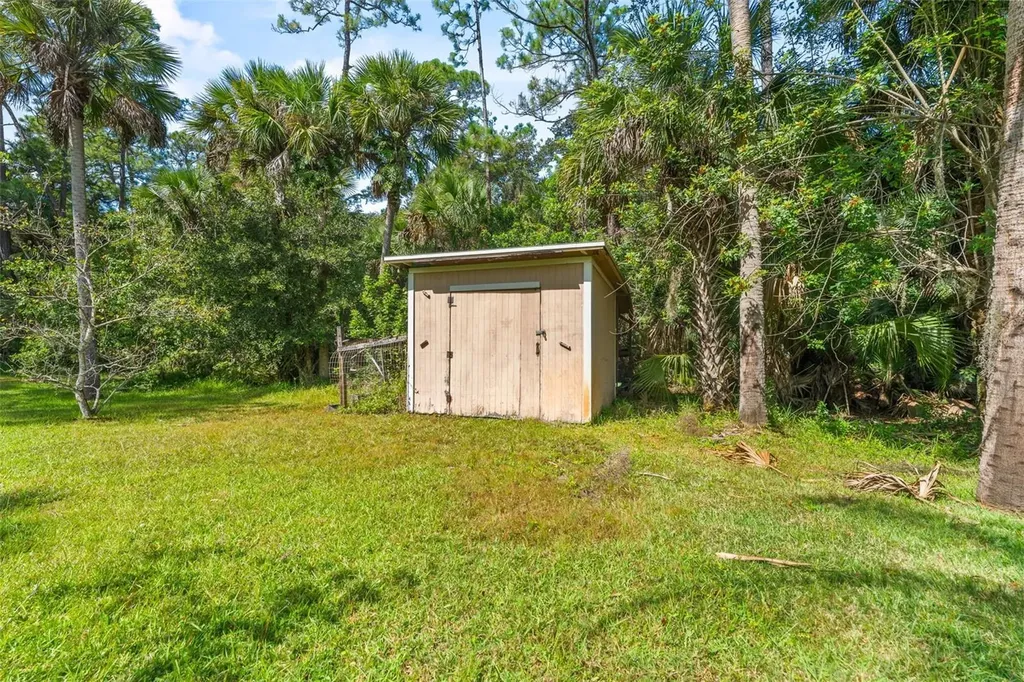5560 Bob White Trail Mims FL 32754