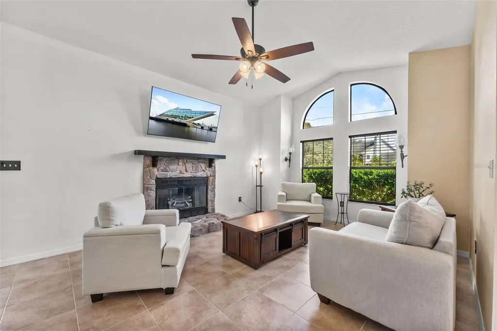 5560 Bob White Trail Mims FL 32754