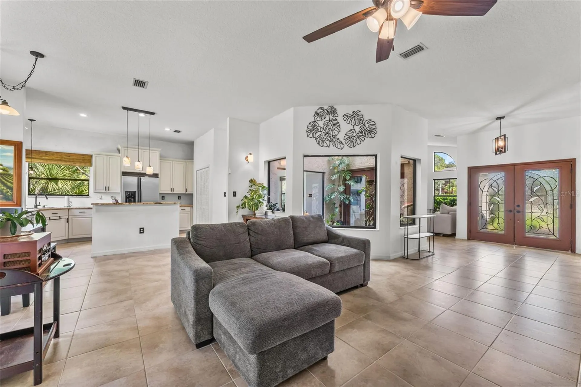 5560 Bob White Trail Mims FL 32754