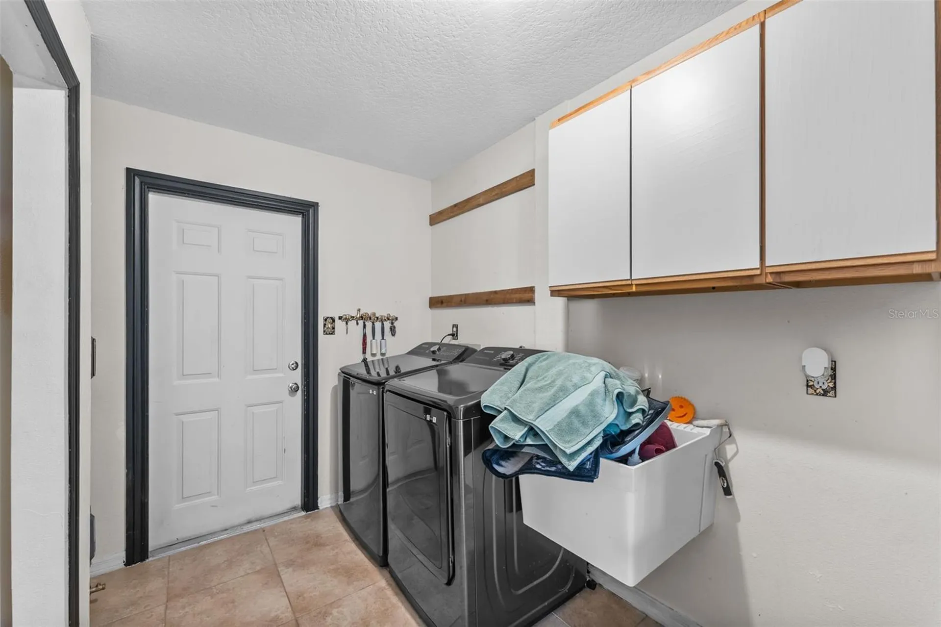 5560 Bob White Trail Mims FL 32754