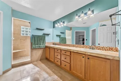 5560 Bob White Trail Mims FL 32754