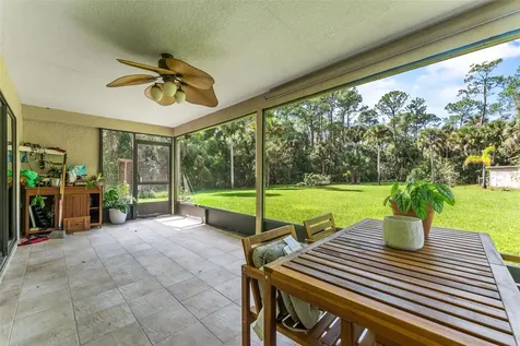 5560 Bob White Trail Mims FL 32754