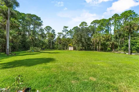 5560 Bob White Trail Mims FL 32754