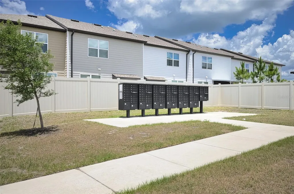 11822 Throttle Place Gibsonton FL 33534