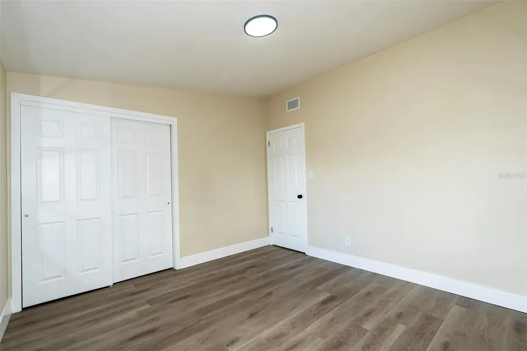8325 Endive Avenue Tampa FL 33619