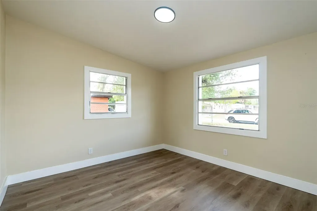 8325 Endive Avenue Tampa FL 33619