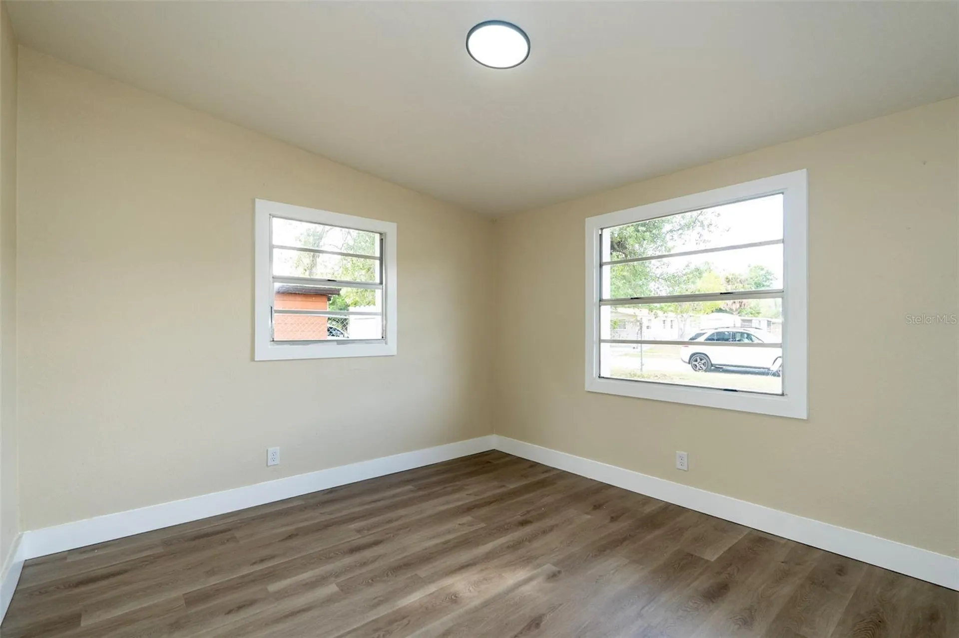 8325 Endive Avenue Tampa FL 33619
